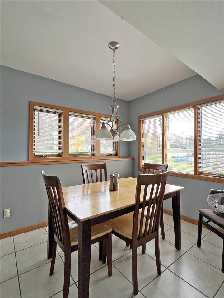 591 Keystone Road South Traverse City, MI 49696 - Photo 10 of 35 1897425-9.JPG