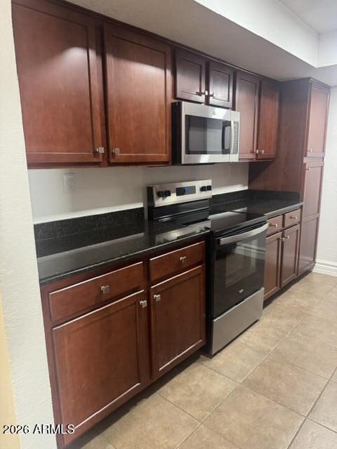 3825 East Camelback Road, Unit 263 Phoenix, AZ 85018 - Photo 1 of 15 Kitchen 1