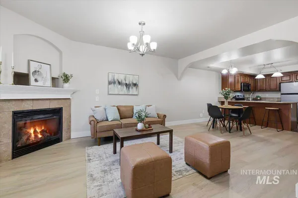 $299,900 | 9965 West Rosecroft Court, Unit 102, Boise, ID 83704