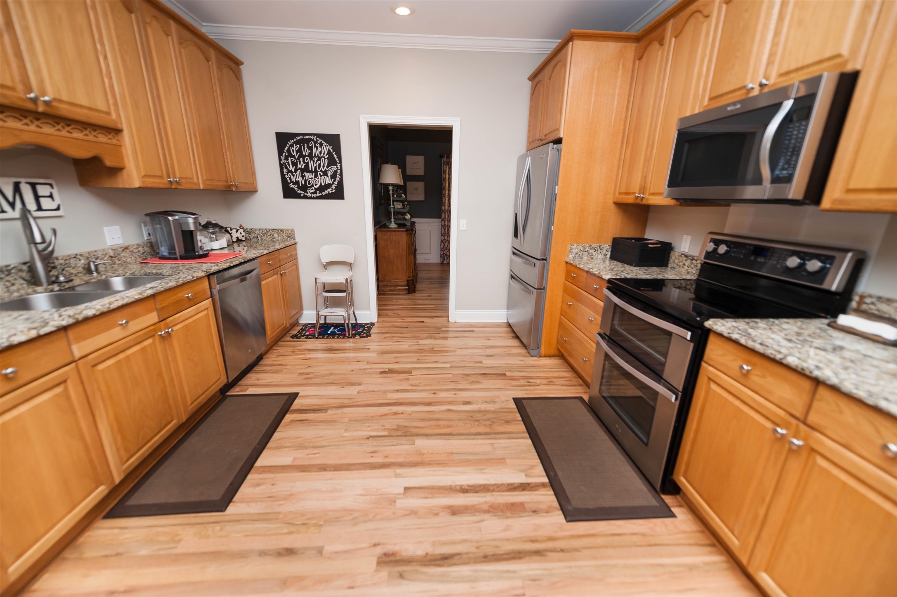 823 Redstone Drive Inman, SC 29349 - Photo 11 of 35 Gallery Image 11