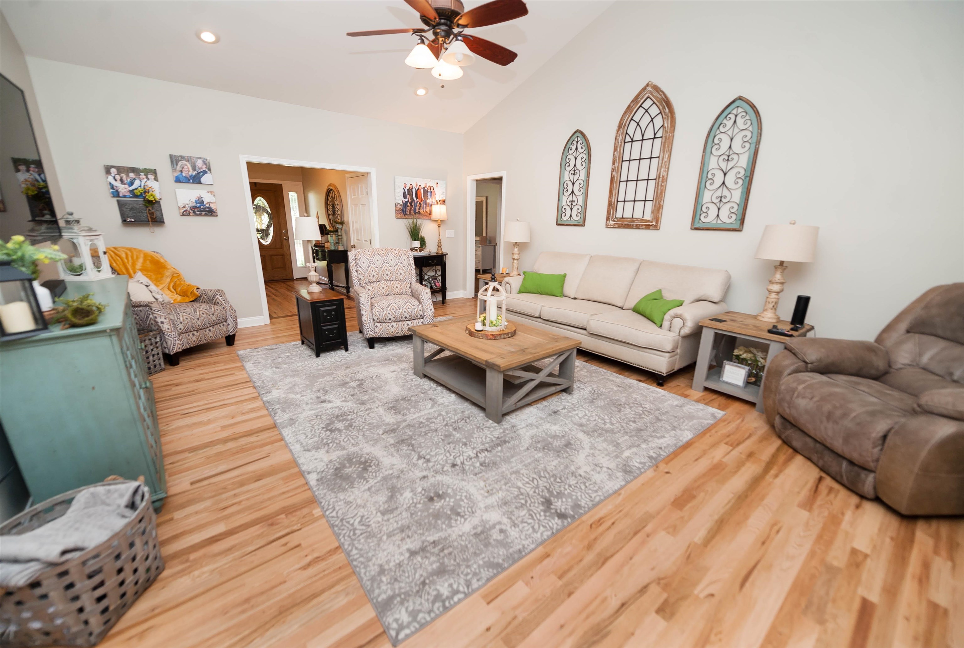 823 Redstone Drive Inman, SC 29349 - Photo 7 of 35 Gallery Image 7