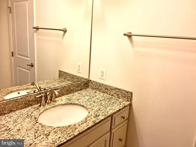 $2,200 | 5946 Leben Drive, Frederick, MD 21703