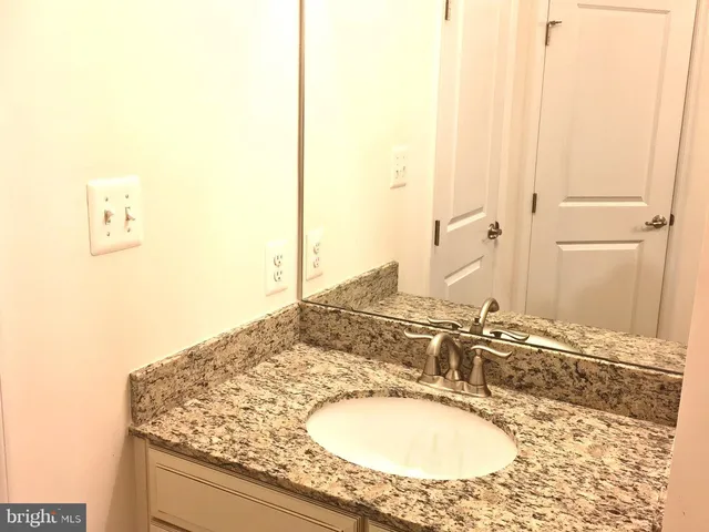 $2,200 | 5946 Leben Drive, Frederick, MD 21703