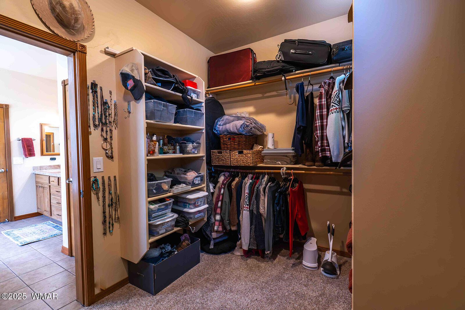 6757 Cheney Ranch Loop Show Low, AZ 85901 - Photo 33 of 77 Master Closet