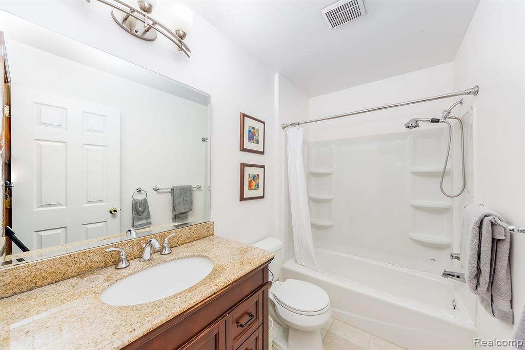 46210 West 11 Mile Road Novi, MI 48374 - Photo 18 of 97