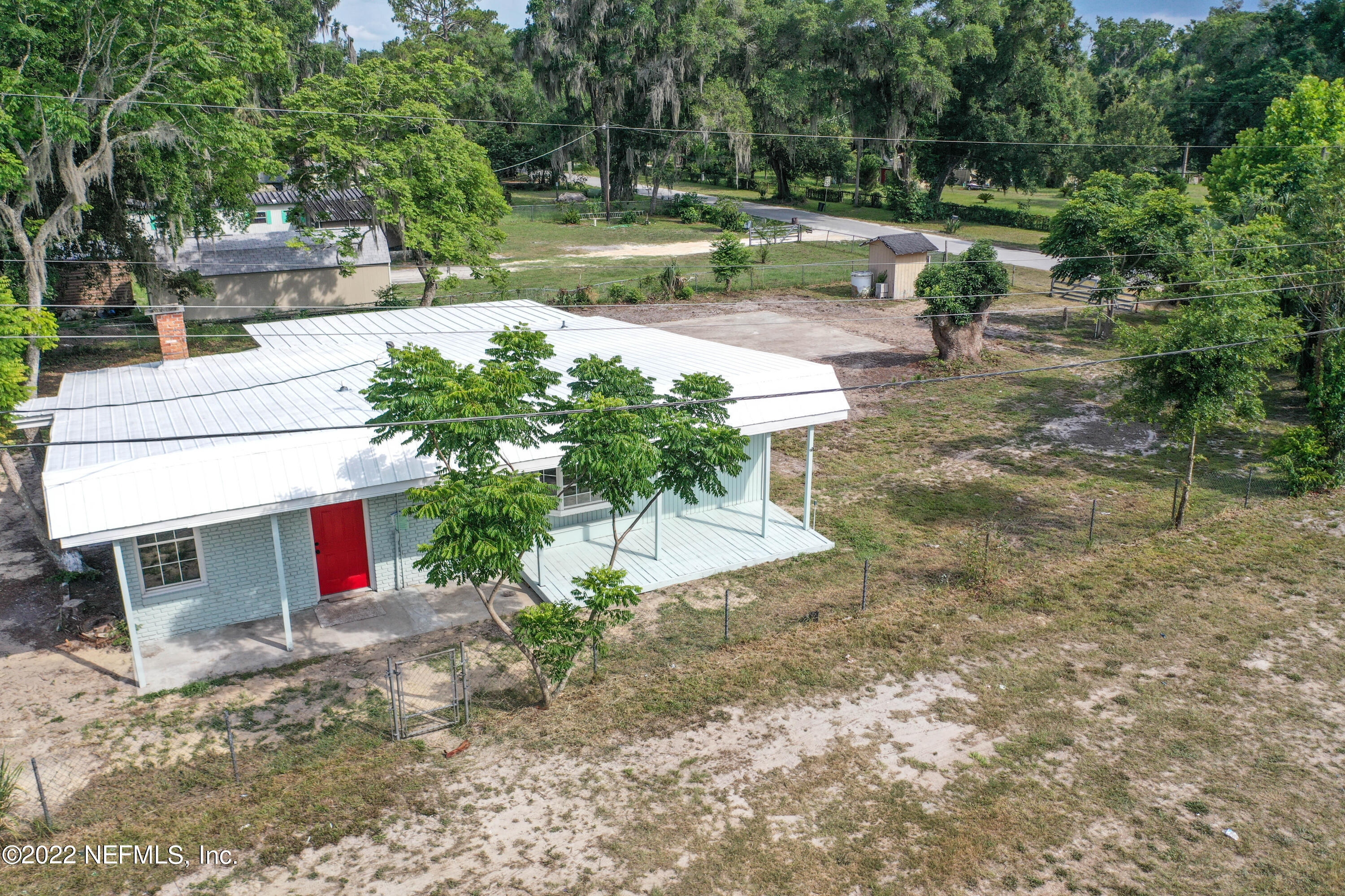 110 Riverside Way San Mateo, FL 32187 - Photo 9 of 97 110 Riverside Way-8