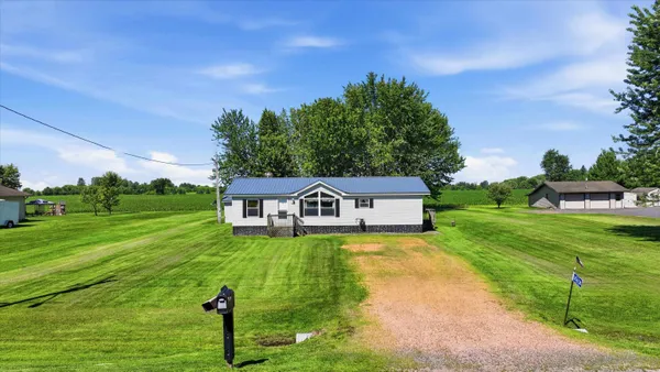 $169,900 | 206138 County Hwy M, Stratford, WI 54484