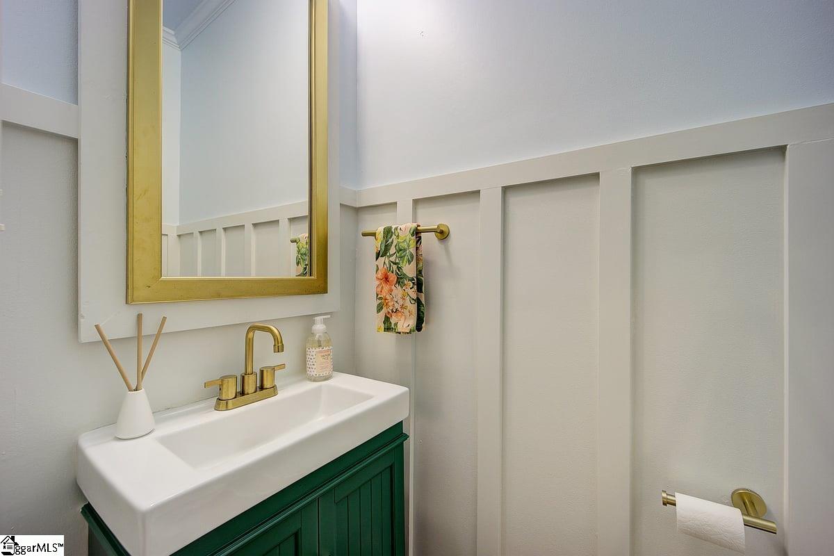 405 North Silver Ridge Drive Greer, SC 29651 - Photo 15 of 36