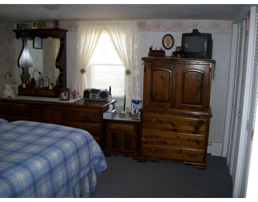 358 Parker Road Lancaster, MA 01523 - Photo 8 of 14 Gallery Image 8