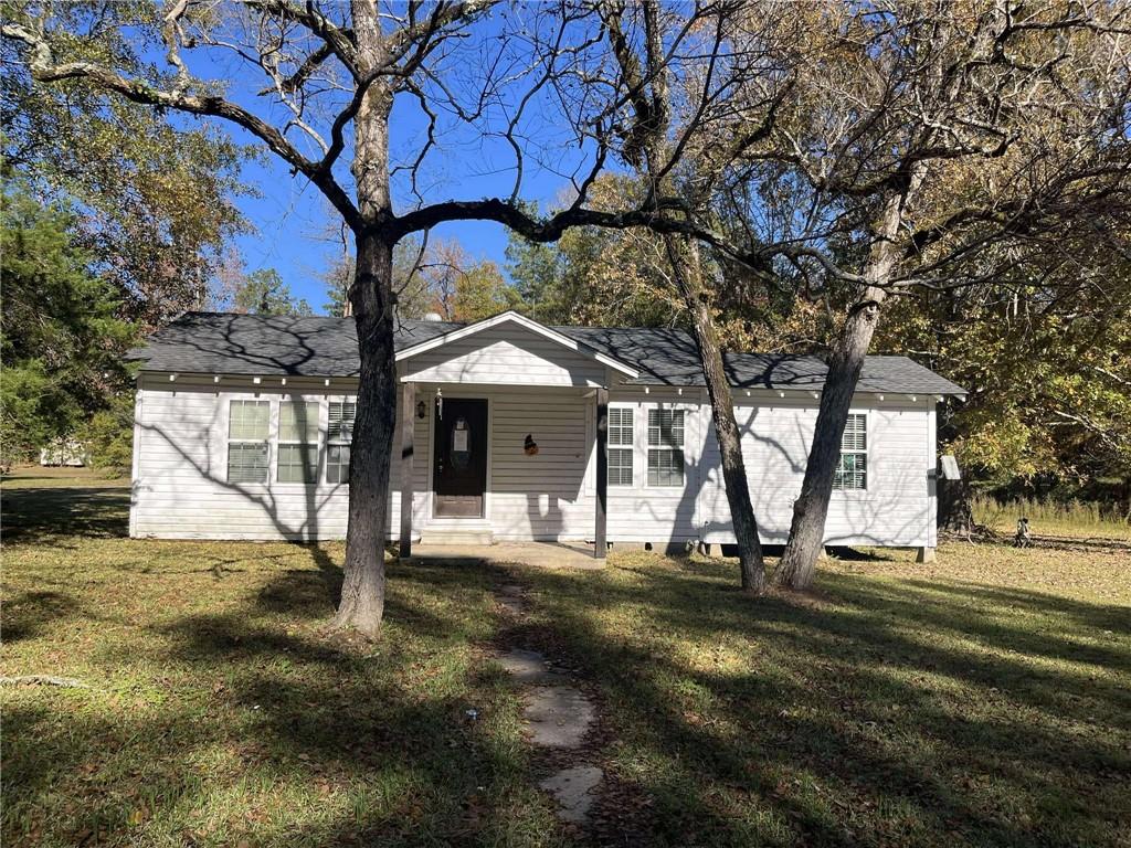 555 Ed Coleman Road Dry Prong, LA 71423 - Photo 1 of 13 Gallery Image 1
