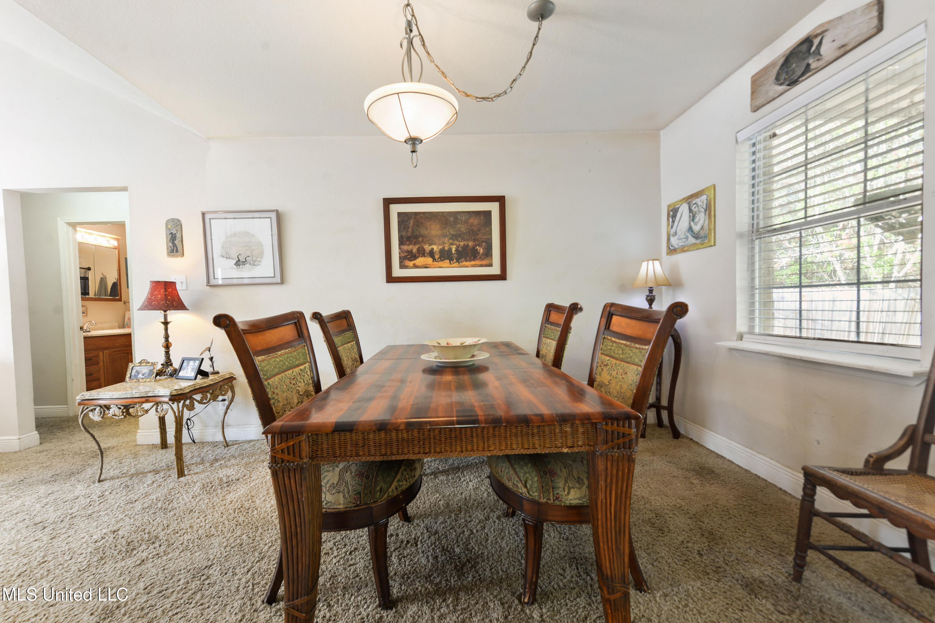 612 Oak Street Ocean Springs, MS 39564 - Photo 9 of 22 009