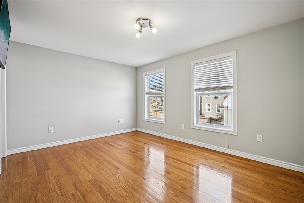 56 Valley Street Everett, MA 02149 - Photo 14 of 42