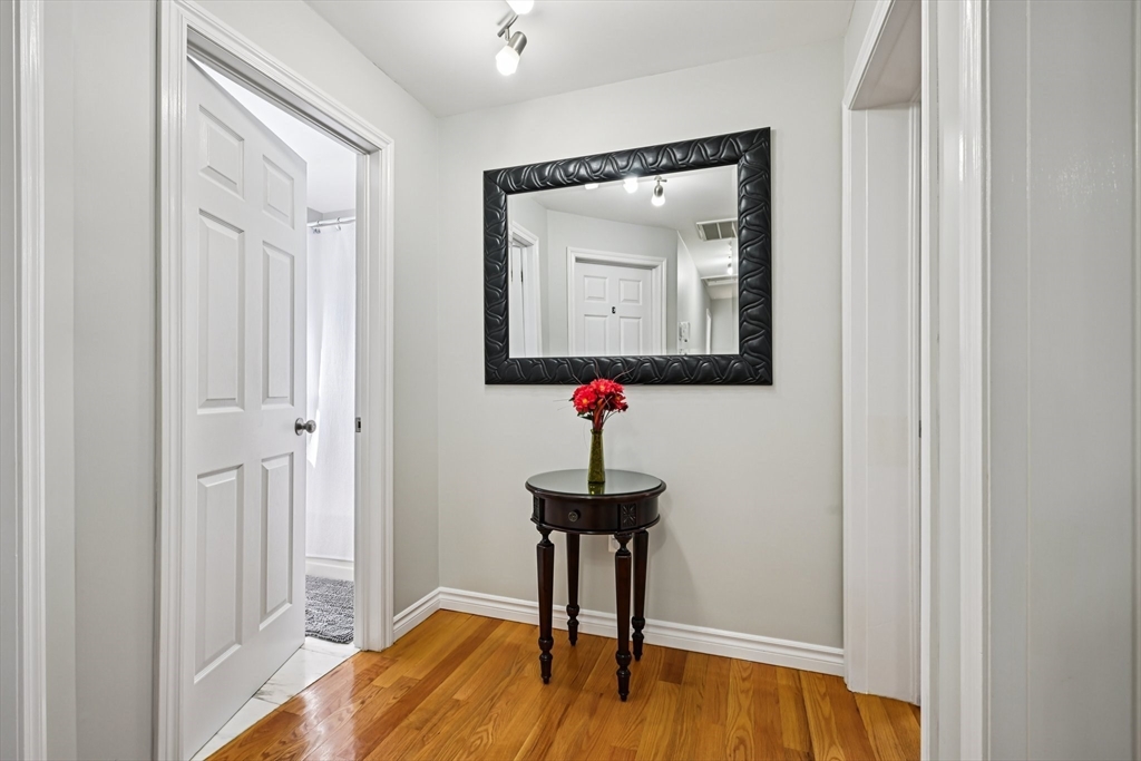 56 Valley Street Everett, MA 02149 - Photo 17 of 42