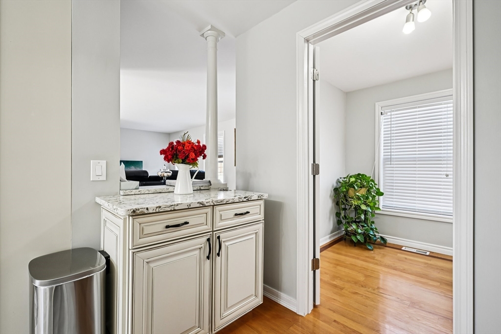 56 Valley Street Everett, MA 02149 - Photo 20 of 42