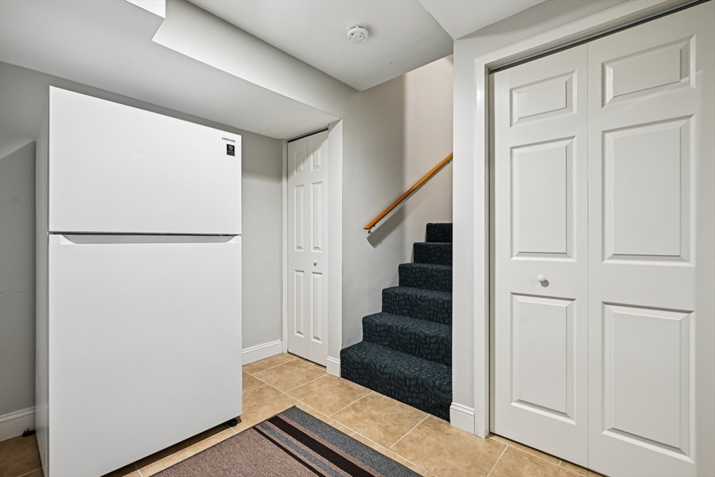 56 Valley Street Everett, MA 02149 - Photo 21 of 42