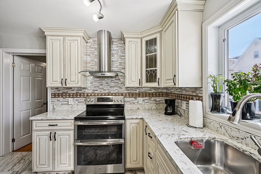 56 Valley Street Everett, MA 02149 - Photo 29 of 42