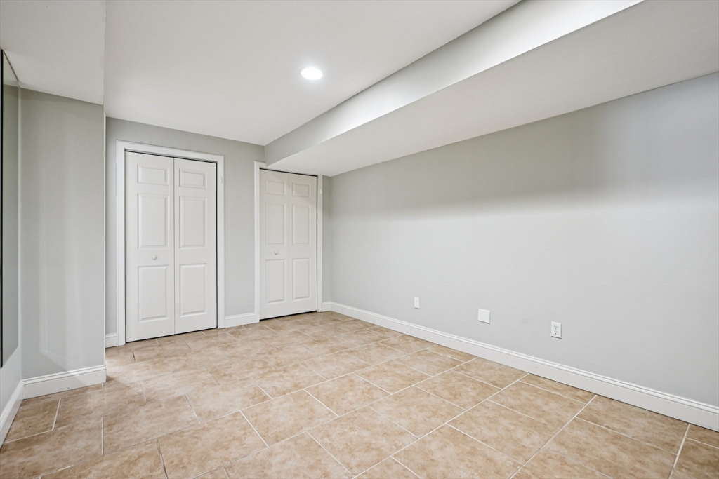 56 Valley Street Everett, MA 02149 - Photo 9 of 42