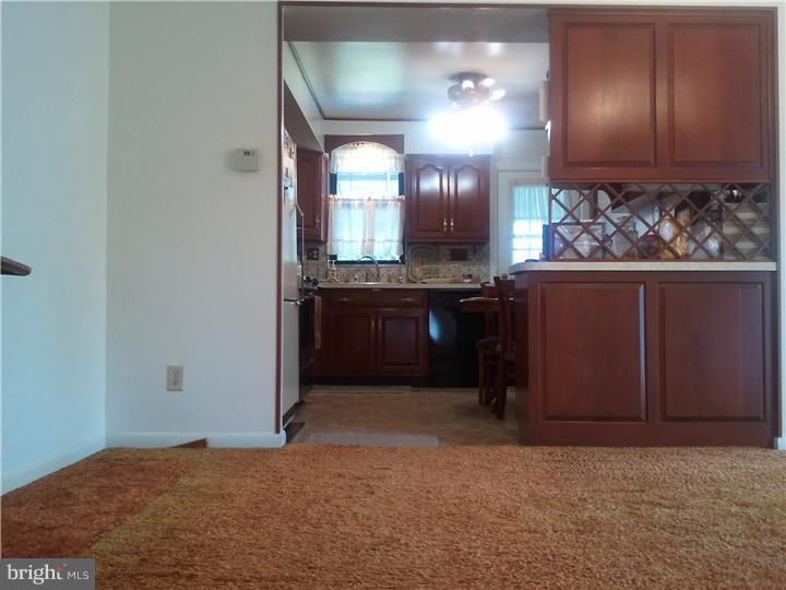 1147 Chesworth Road Philadelphia, PA 19115 - Photo 7 of 12 Kitchen