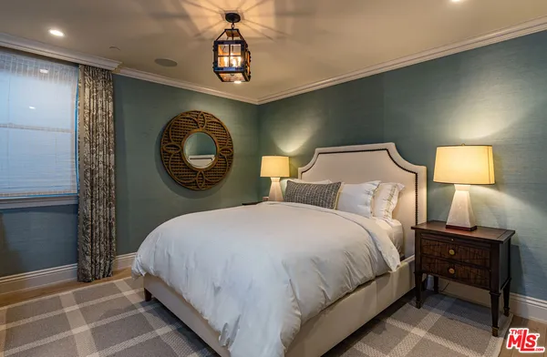 $30,000 | 127 Hollister Avenue, Santa Monica, CA 90405