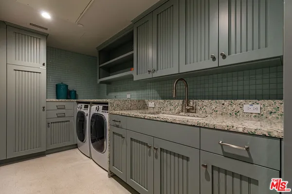 $30,000 | 127 Hollister Avenue, Santa Monica, CA 90405