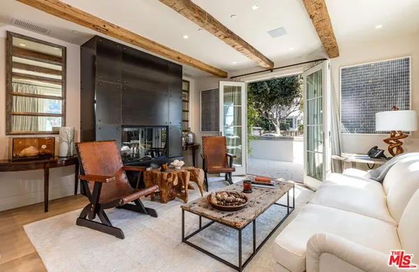 $30,000 | 127 Hollister Avenue, Santa Monica, CA 90405