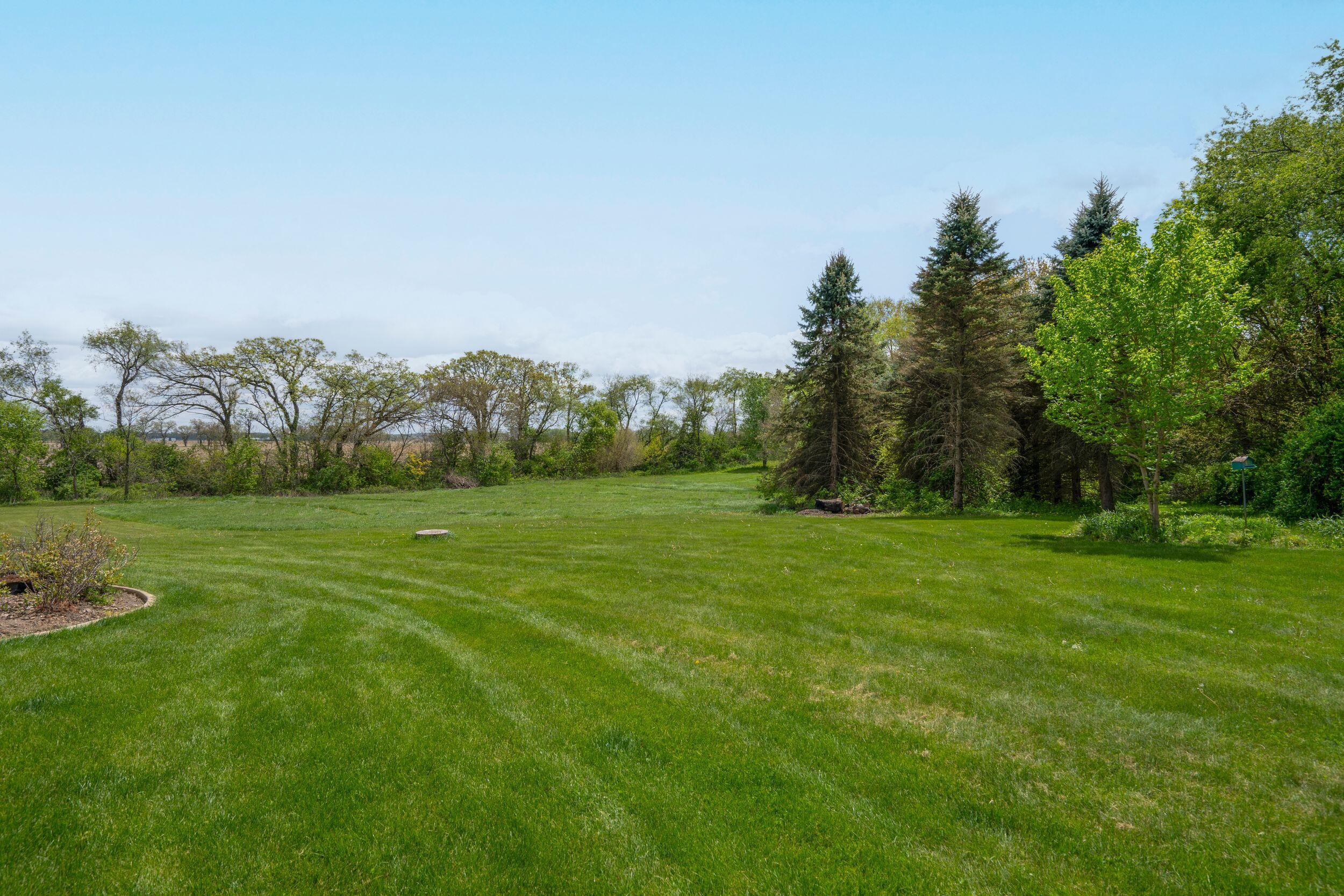 4613 West Rutland Road Rutland, WI 53521 - Photo 12 of 57 Exterior_03735