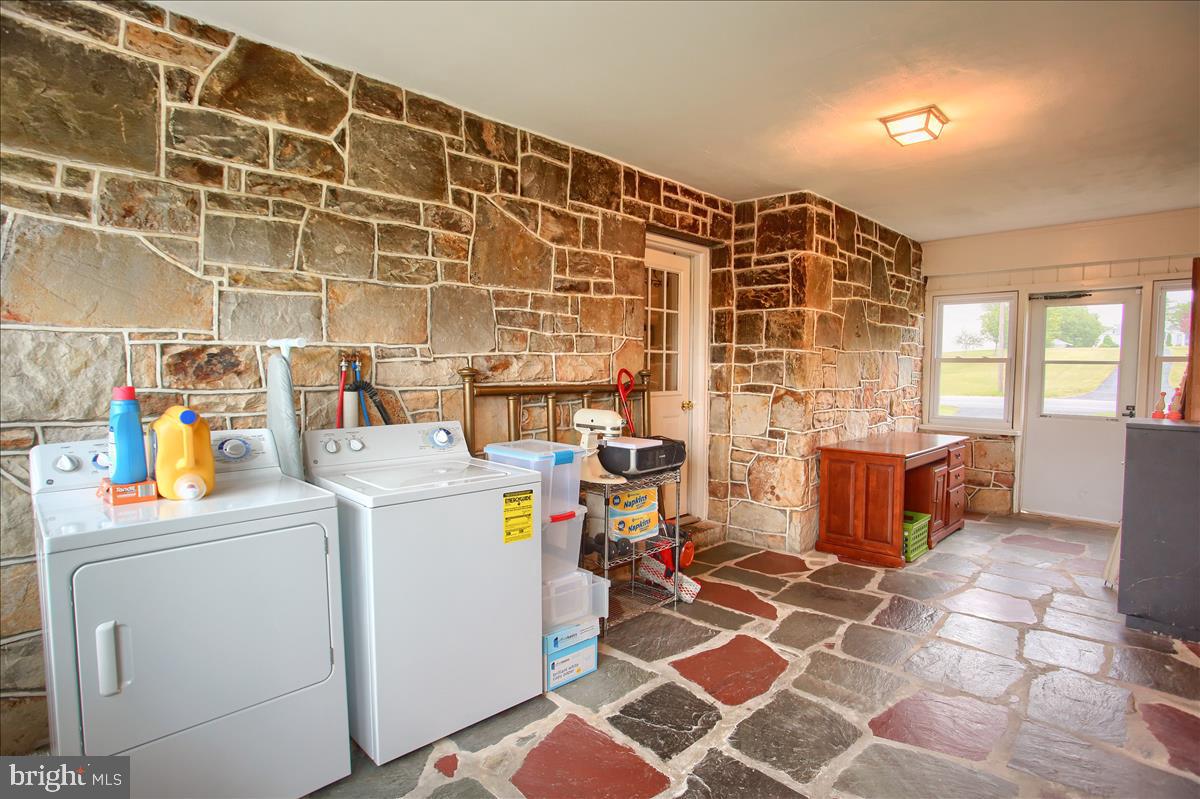 132 North Middlesex Road Carlisle, PA 17013 - Photo 14 of 25 Gallery Image 14