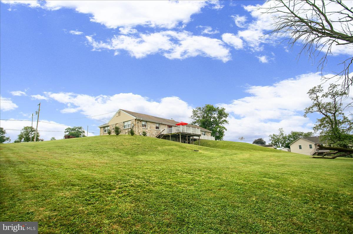132 North Middlesex Road Carlisle, PA 17013 - Photo 25 of 25 Gallery Image 25