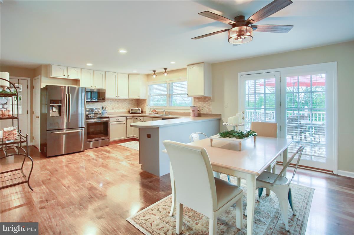 132 North Middlesex Road Carlisle, PA 17013 - Photo 6 of 25 Gallery Image 6