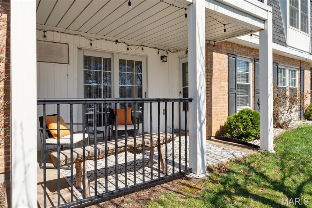 1706 Herault Place, Unit A St. Louis, MO 63125 - Photo 3 of 23