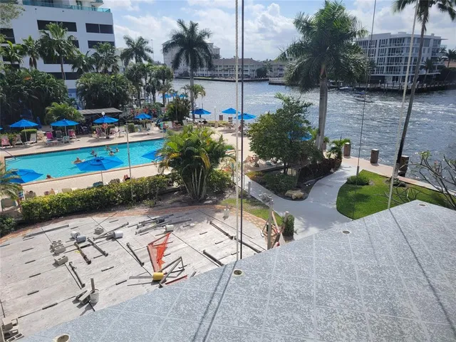 $395,000 | 3233 Northeast 34th Street, Unit 322, Fort Lauderdale, FL 33308