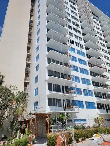 $395,000 | 3233 Northeast 34th Street, Unit 322, Fort Lauderdale, FL 33308