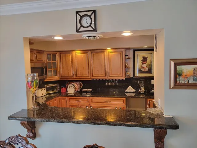 $395,000 | 3233 Northeast 34th Street, Unit 322, Fort Lauderdale, FL 33308