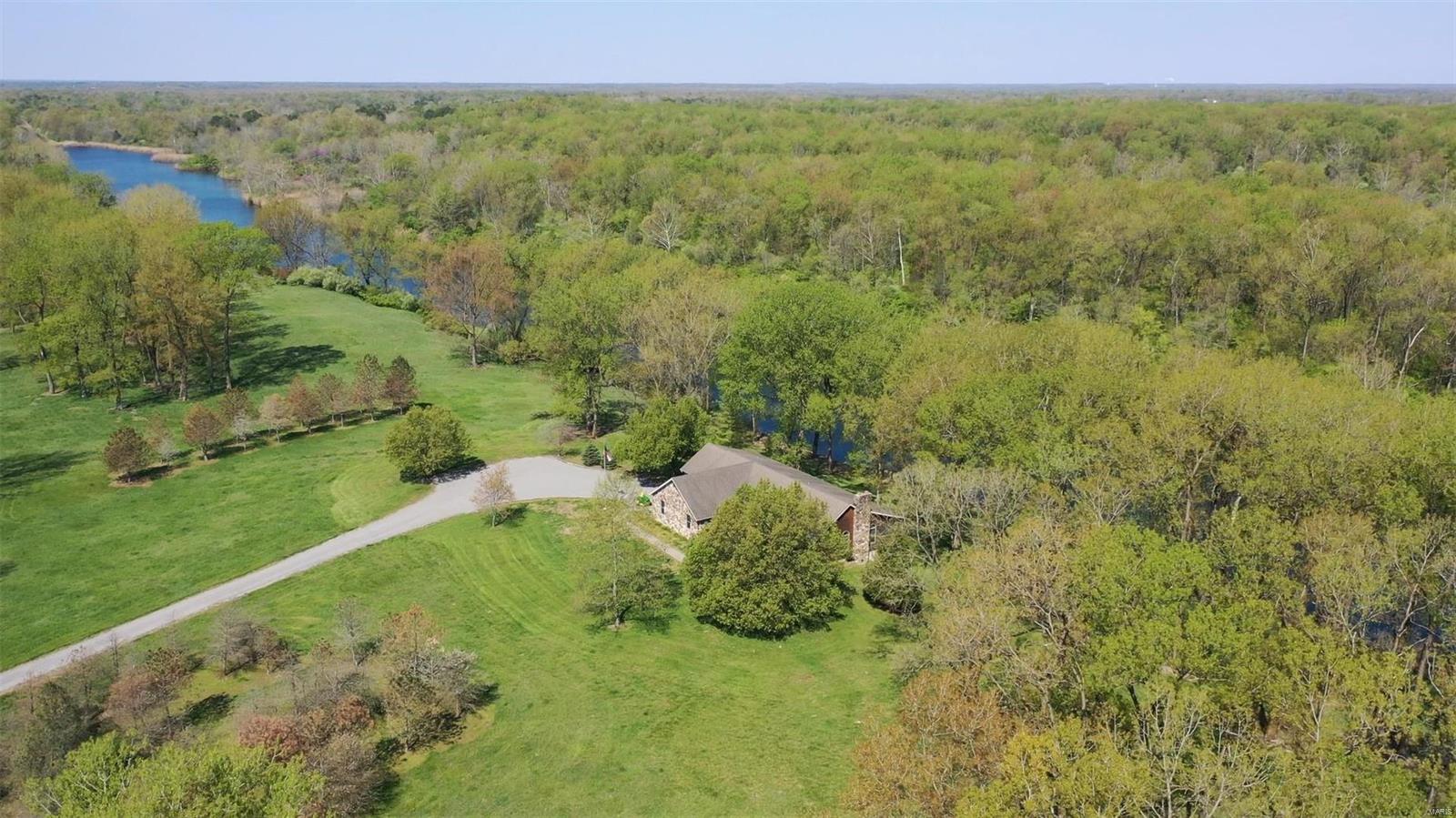 6607 Il Rt 152 Du Quoin, IL 62832 - Photo 1 of 64 Gallery Image 1