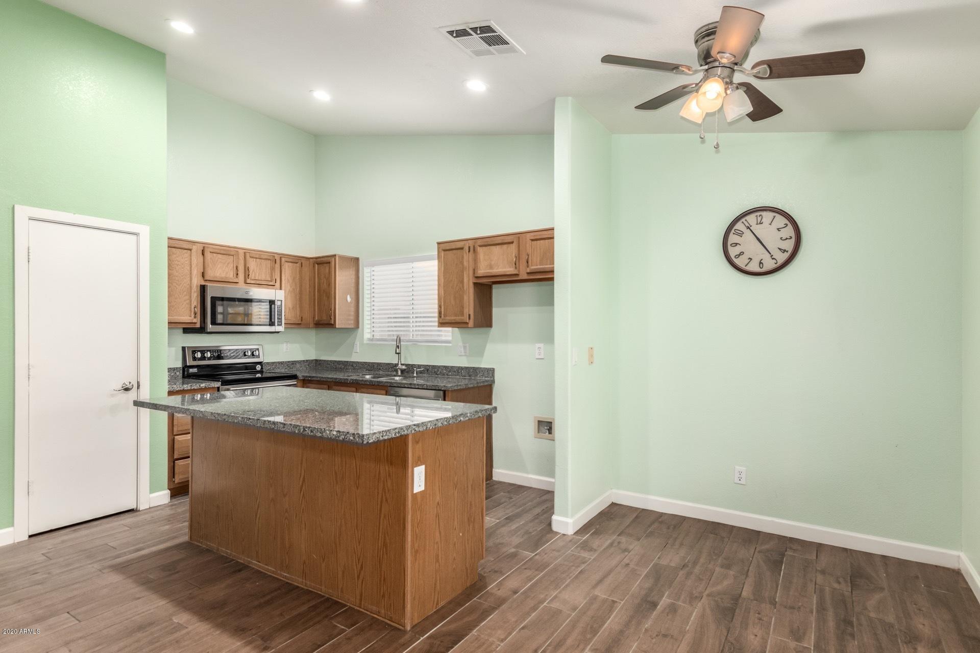 1448 East Carson Road Phoenix, AZ 85042 - Photo 12 of 26 0011-Carson 12