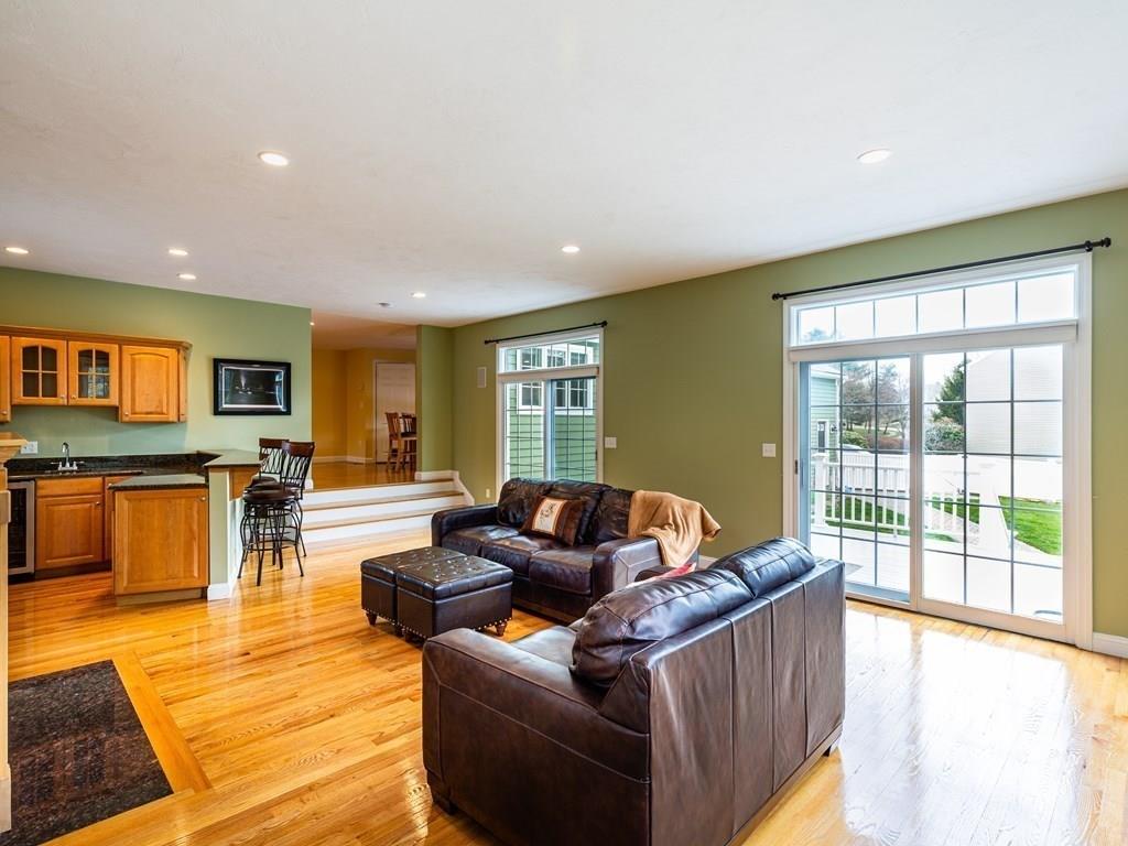 35 Pilgrim Road Mansfield, MA 02048 - Photo 12 of 29 Gallery Image 12