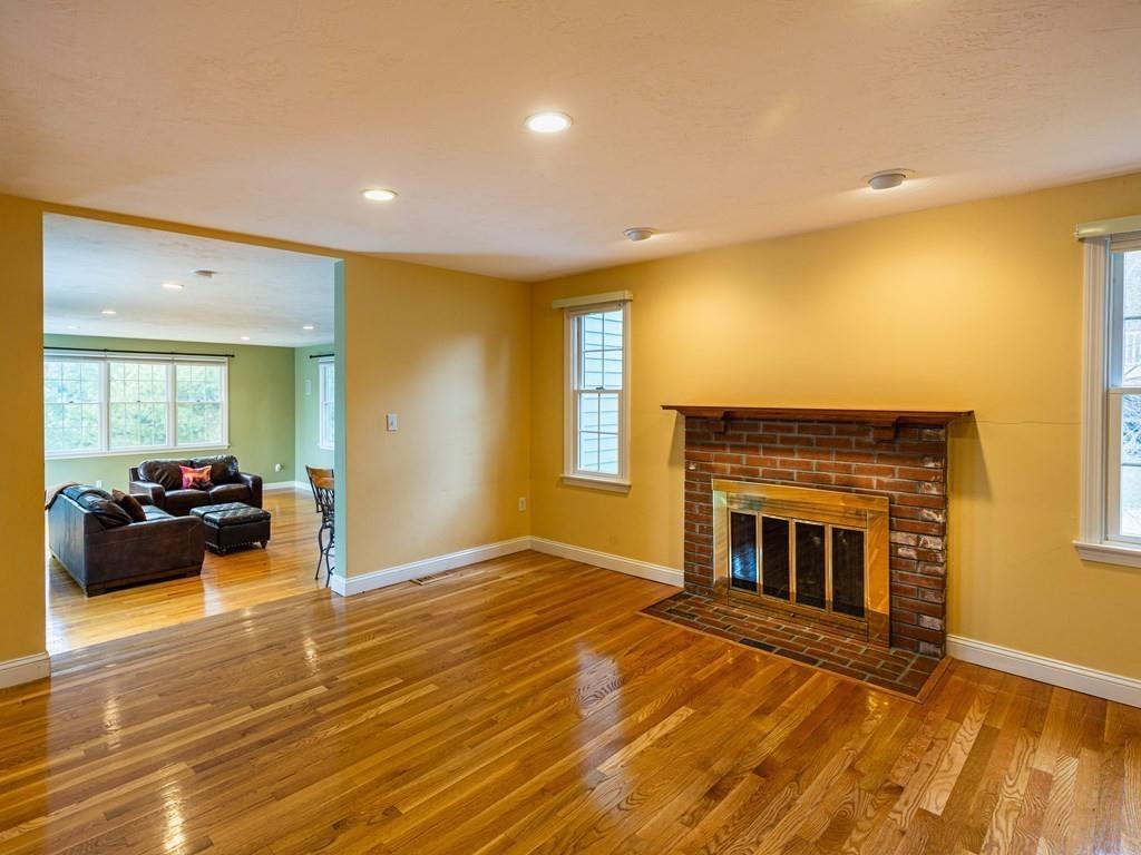 35 Pilgrim Road Mansfield, MA 02048 - Photo 8 of 29 Gallery Image 8