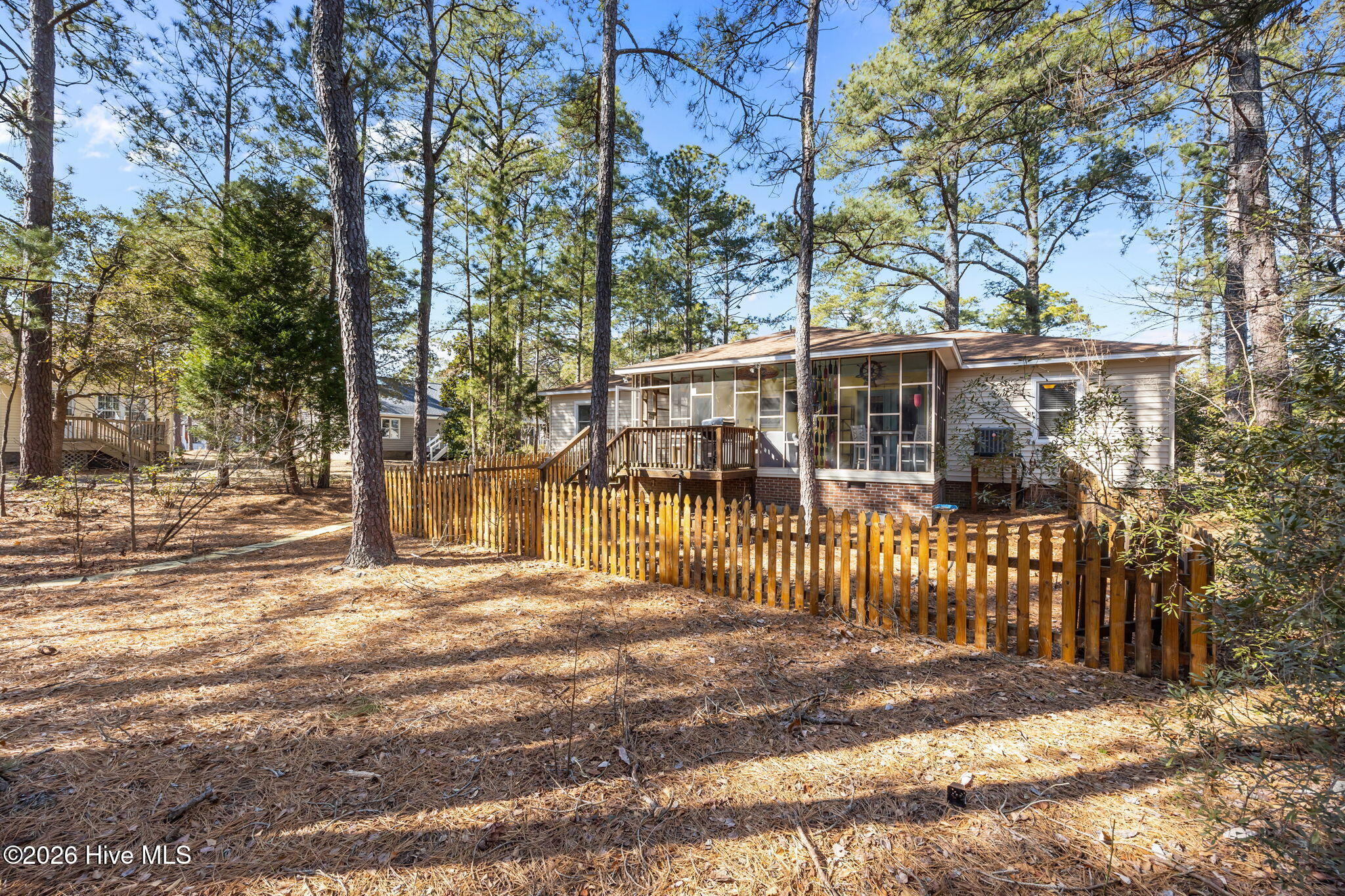 802 Black Swan Road New Bern, NC 28560 - Photo 31 of 57 41-web-or-mls-0C0A0992