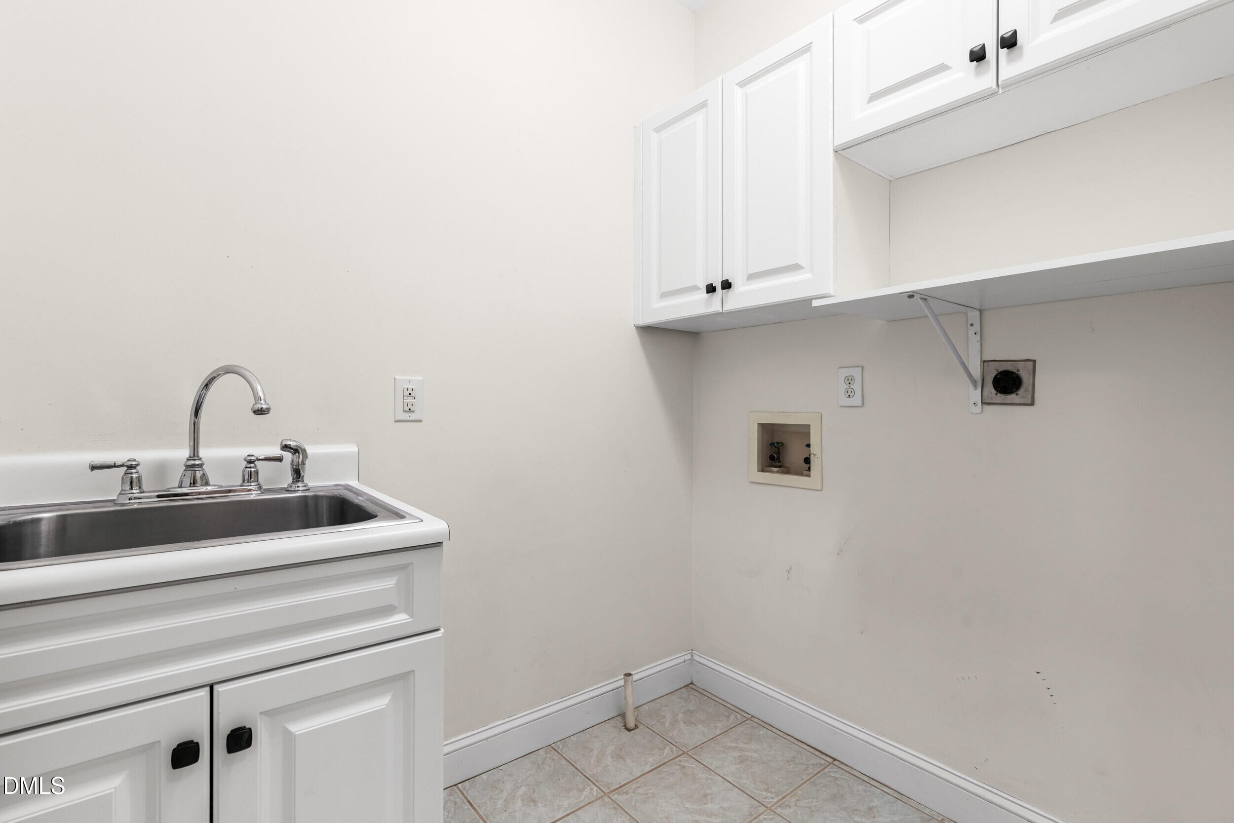 5801 Sand Pebble Place Raleigh, NC 27613 - Photo 39 of 68 W/D Room