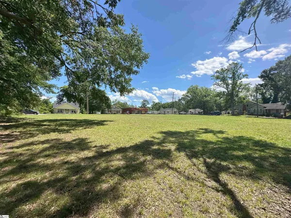 $599,900 | 301 Arlington Road, Greer, SC 29651