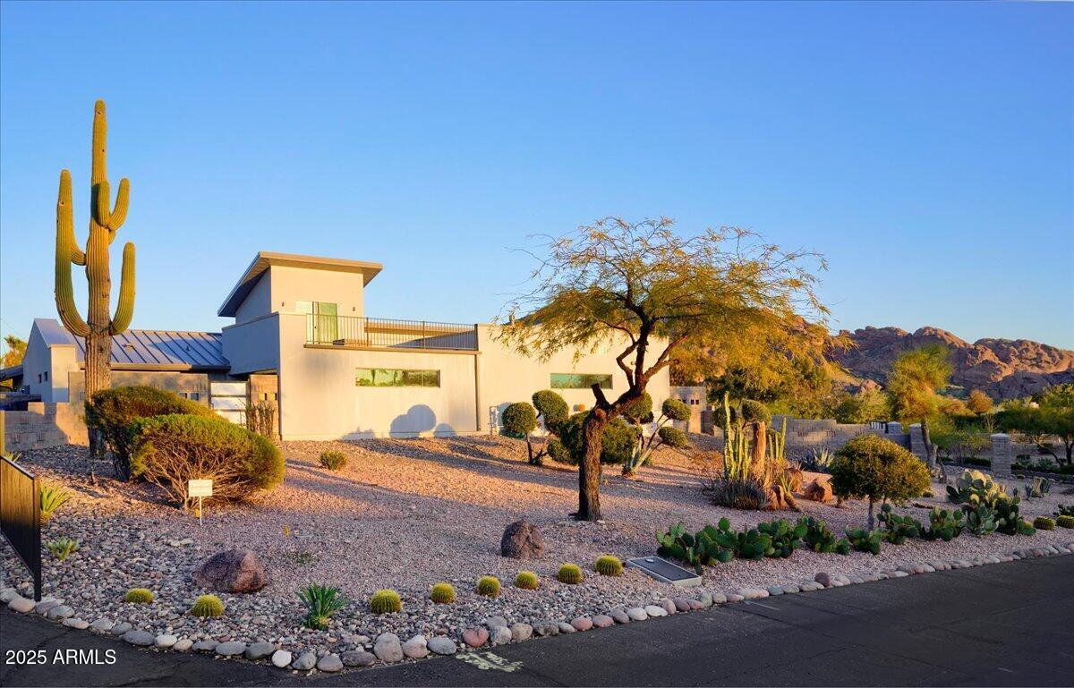 6529 North Mountain View Road Paradise Valley, AZ 85253 - Photo 1 of 1 a view of a park with large trees