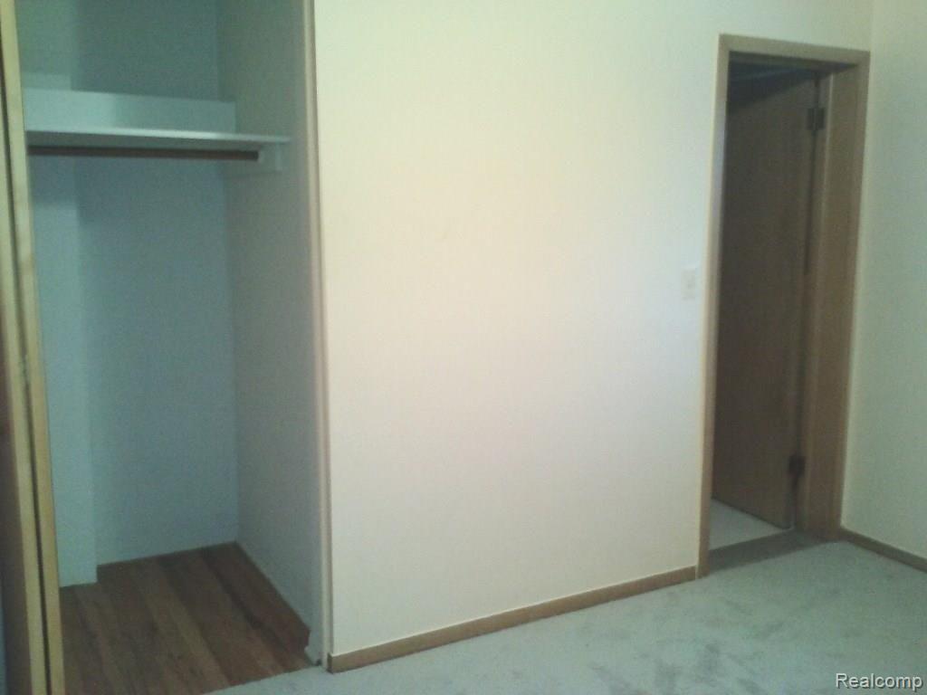 11046 Erdmann Road Sterling Heights, MI 48314 - Photo 16 of 26 0107141717e.jpg