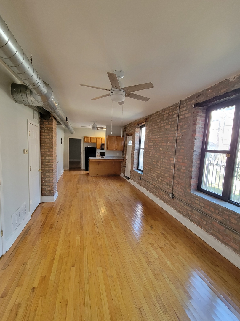 1340 West 18th Place, Unit 1C Chicago, IL 60608 - Photo 3 of 13