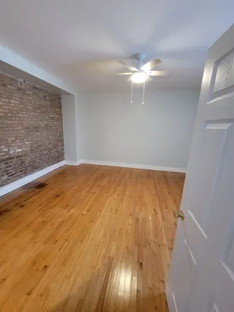 $1,800 | 1340 West 18th Place, Unit 1C, Chicago, IL 60608