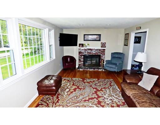 36 Richard Road Hanson, MA 02341 - Photo 3 of 23 Gallery Image 3