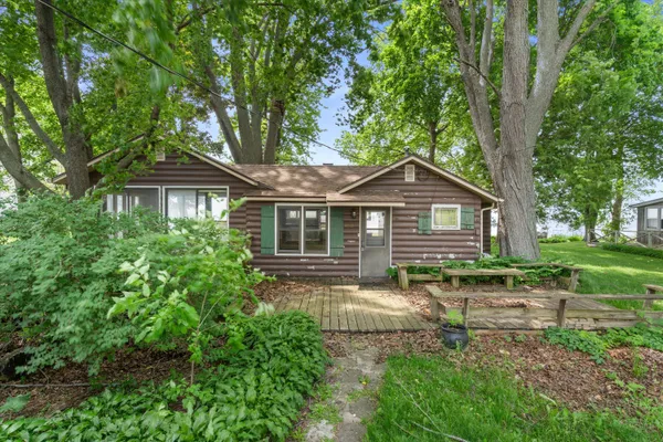 $299,900 | N10844 Artesia Beach Road, Calumet, WI 53049