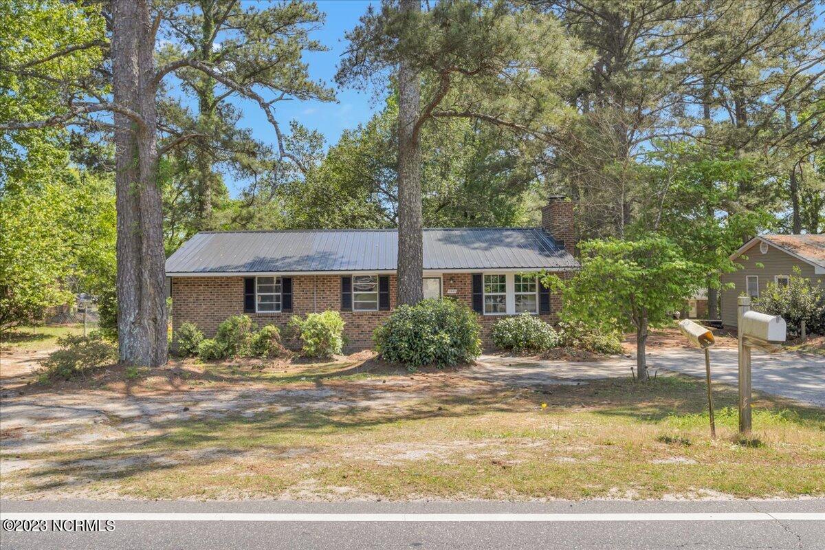 1345 South Long Drive Rockingham, NC 28379 - Photo 1 of 36 02-IMG_3111