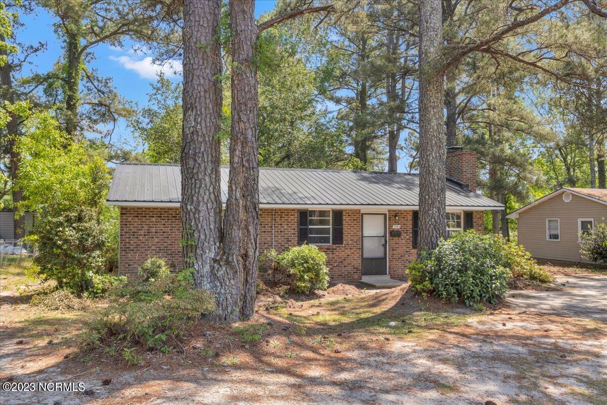 1345 South Long Drive Rockingham, NC 28379 - Photo 2 of 36 04-IMG_3114