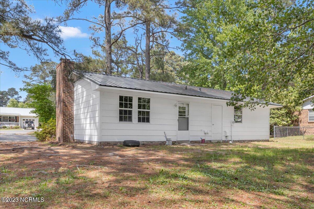 1345 South Long Drive Rockingham, NC 28379 - Photo 33 of 36 39-IMG_3267