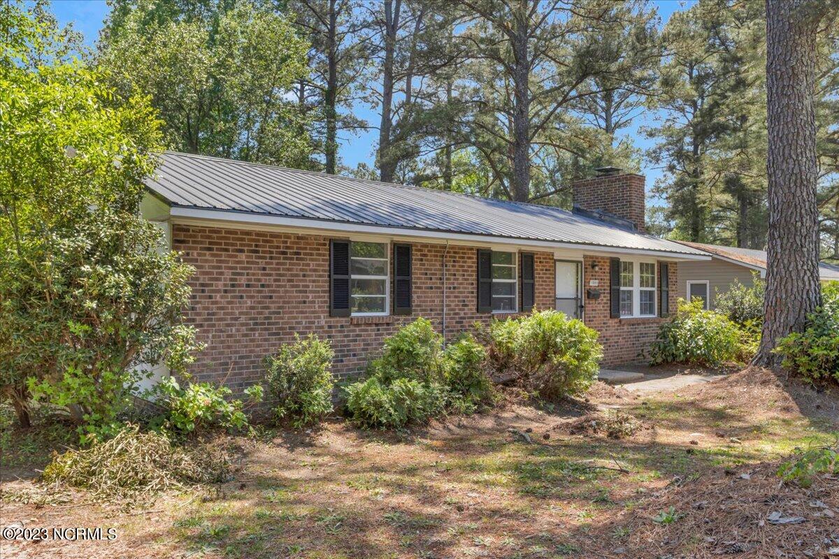 1345 South Long Drive Rockingham, NC 28379 - Photo 4 of 36 08-IMG_3129